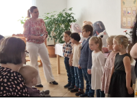 /album/fotogalerie-v-listopadu-jsme-slavnostne-privitali-pet-malych-obcanku-obce/4-png3/