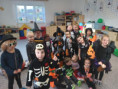Ve školce uspořádali Helloweenskou párty, vzpomněli i Dušičky